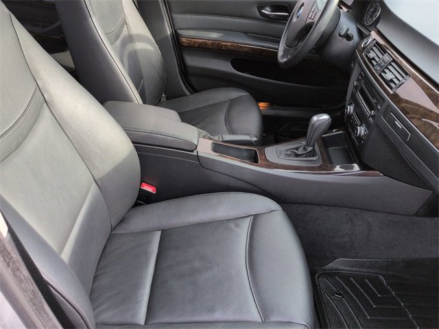 Used 2010 BMW 328i xDrive Sedan image 29