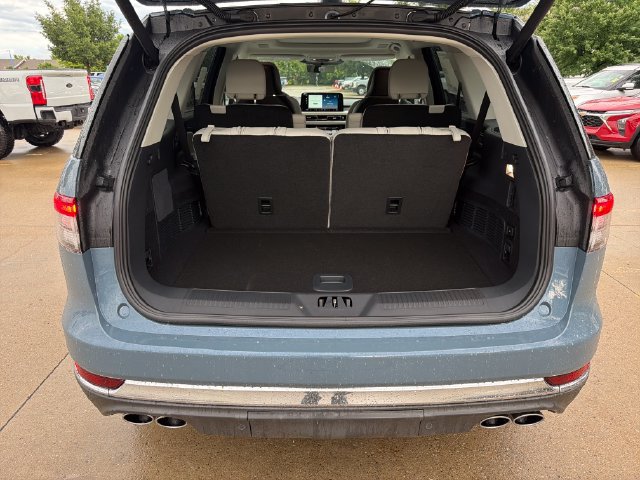 New 2026 Lincoln Aviator Reserve AWD/4WD image 8