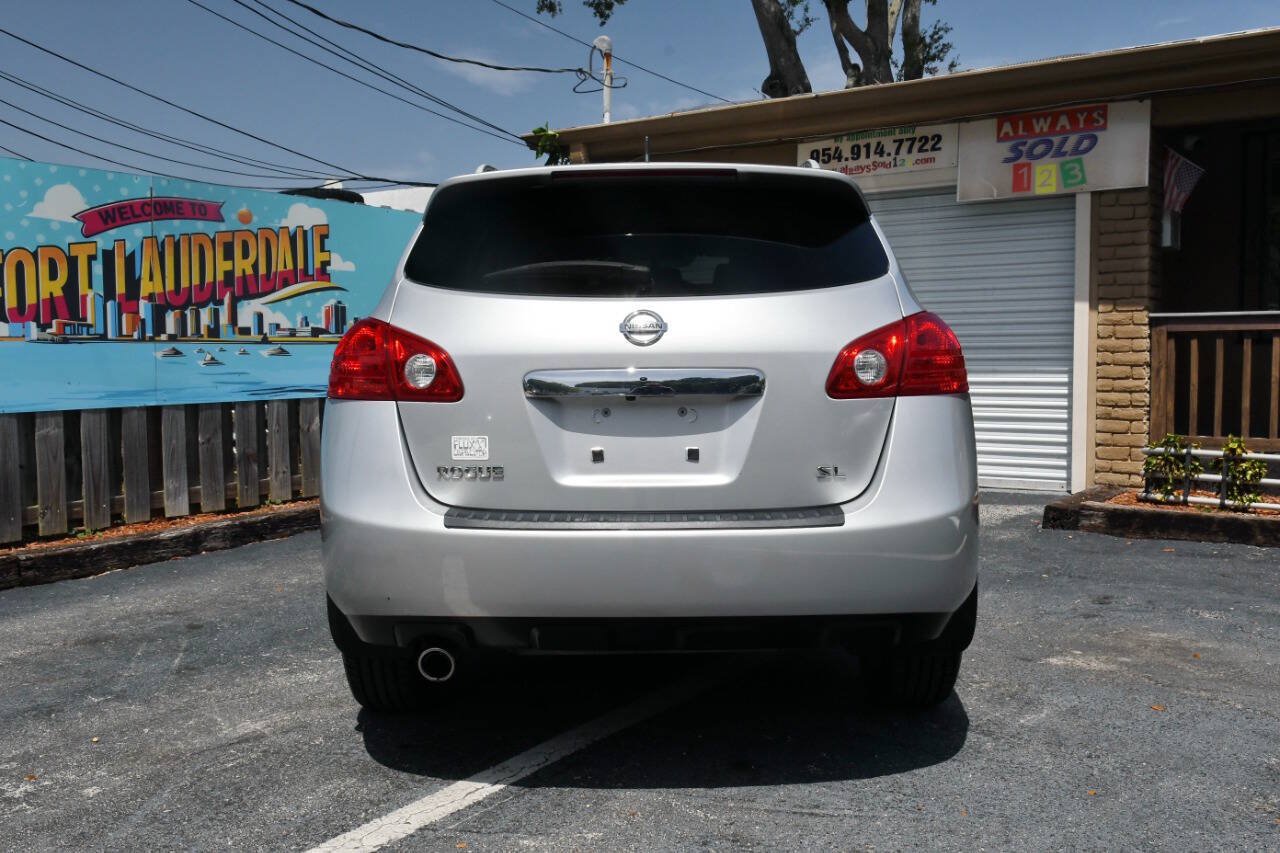 Used 2013 Nissan Rogue SL FWD image 28