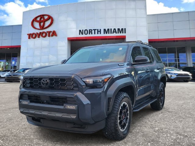 Used 2025 Toyota 4Runner TRD Off-Road AWD/4WD image 2