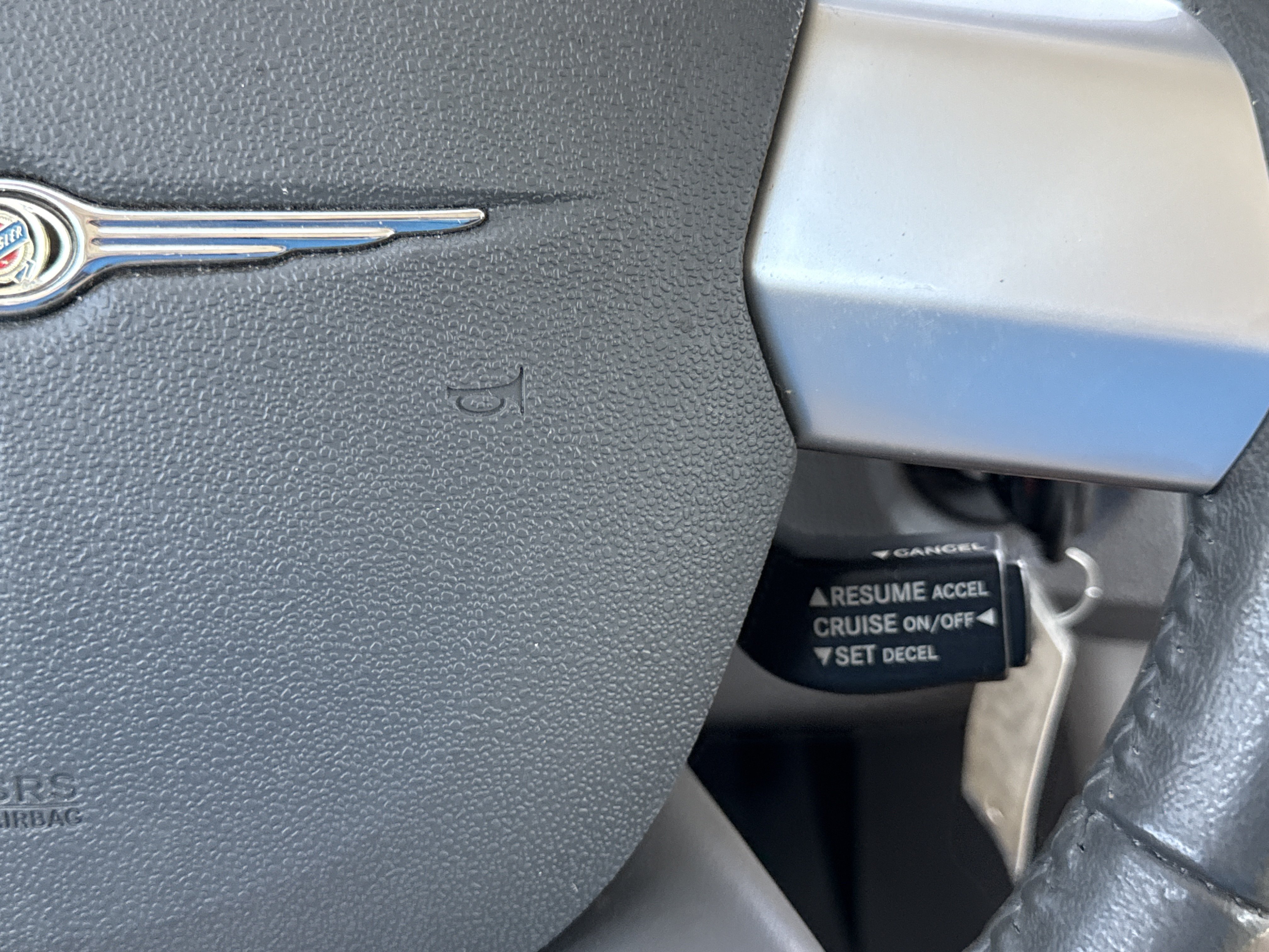 Used 2008 Chrysler Sebring Touring w/ Special Touring Group FWD image 13