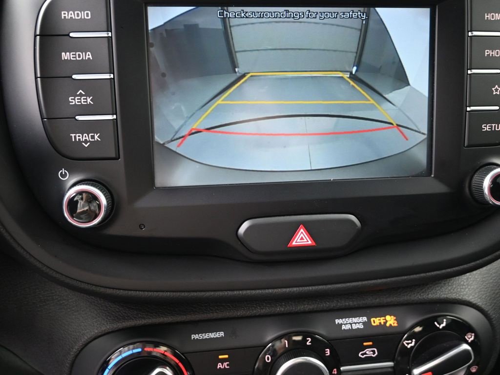 Used 2020 Kia Soul LX image 21