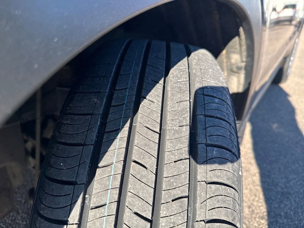 Used 2017 Honda HR-V LX image 40