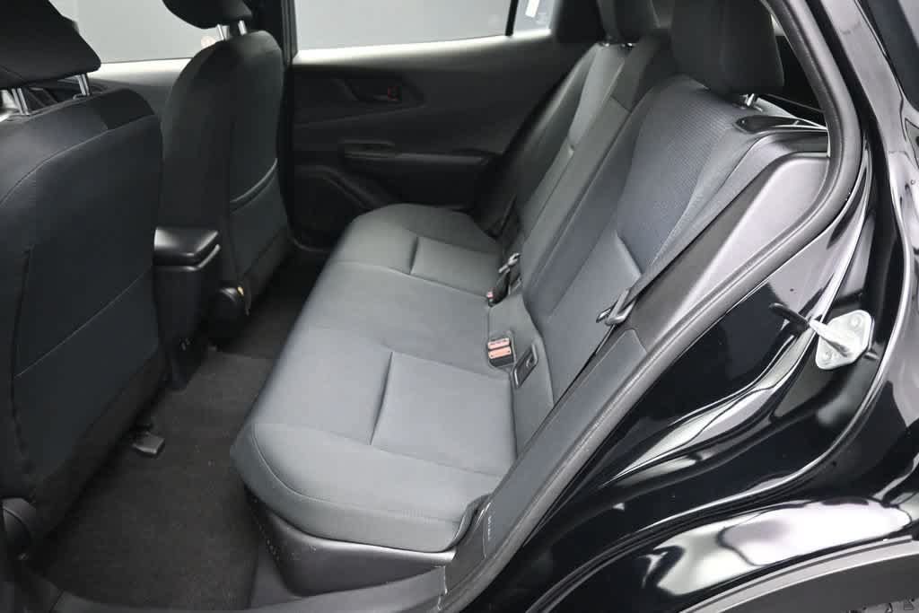 Certified 2025 Toyota Prius LE FWD image 22