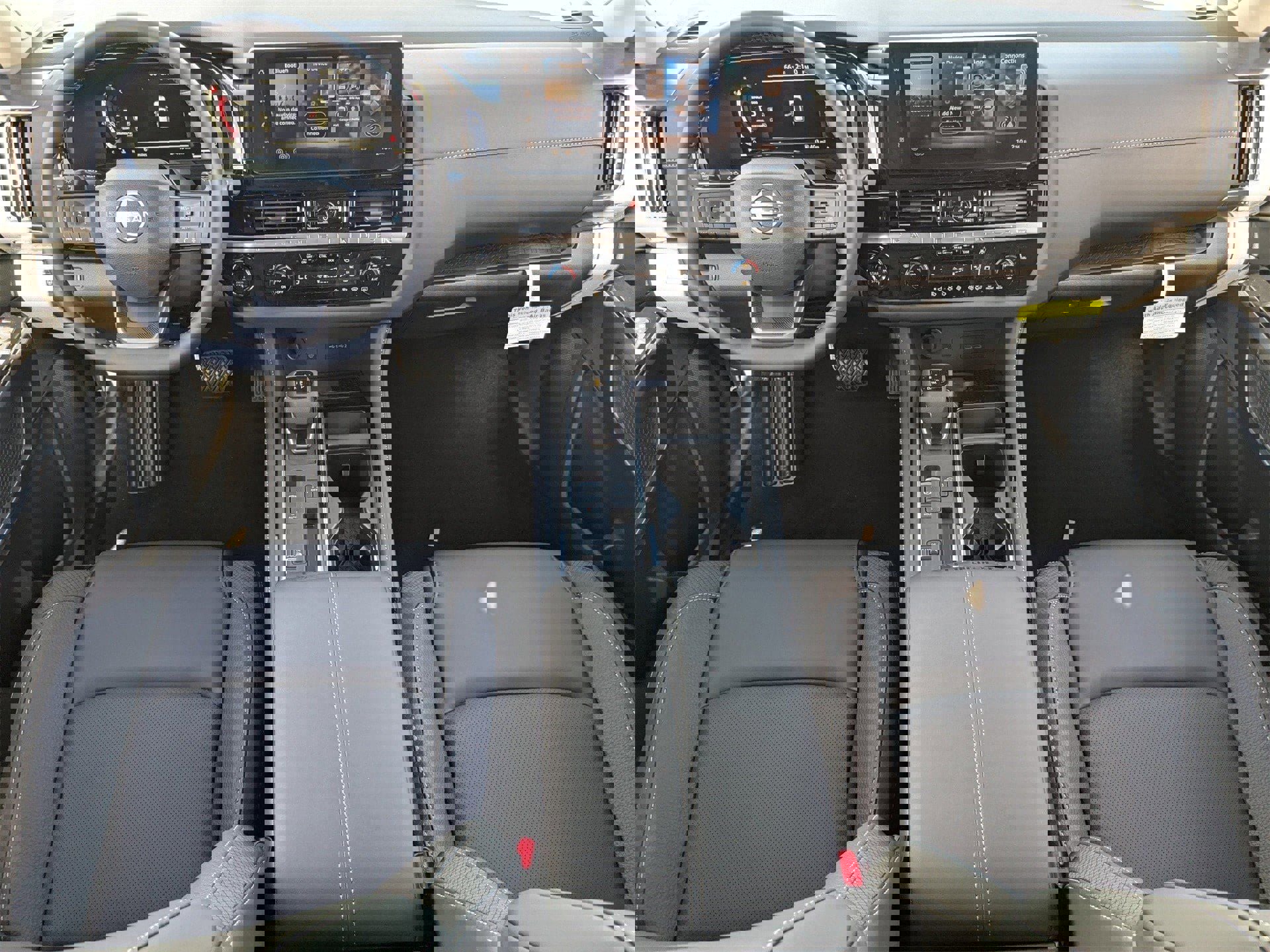 New 2026 Nissan Pathfinder SL image 19