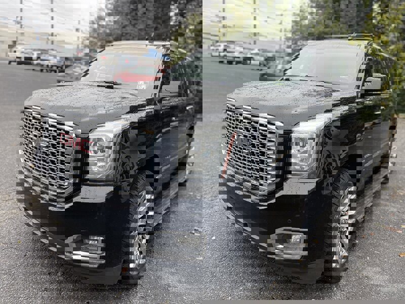 Used 2016 GMC Yukon XL Denali w/ Open Road Package image 4