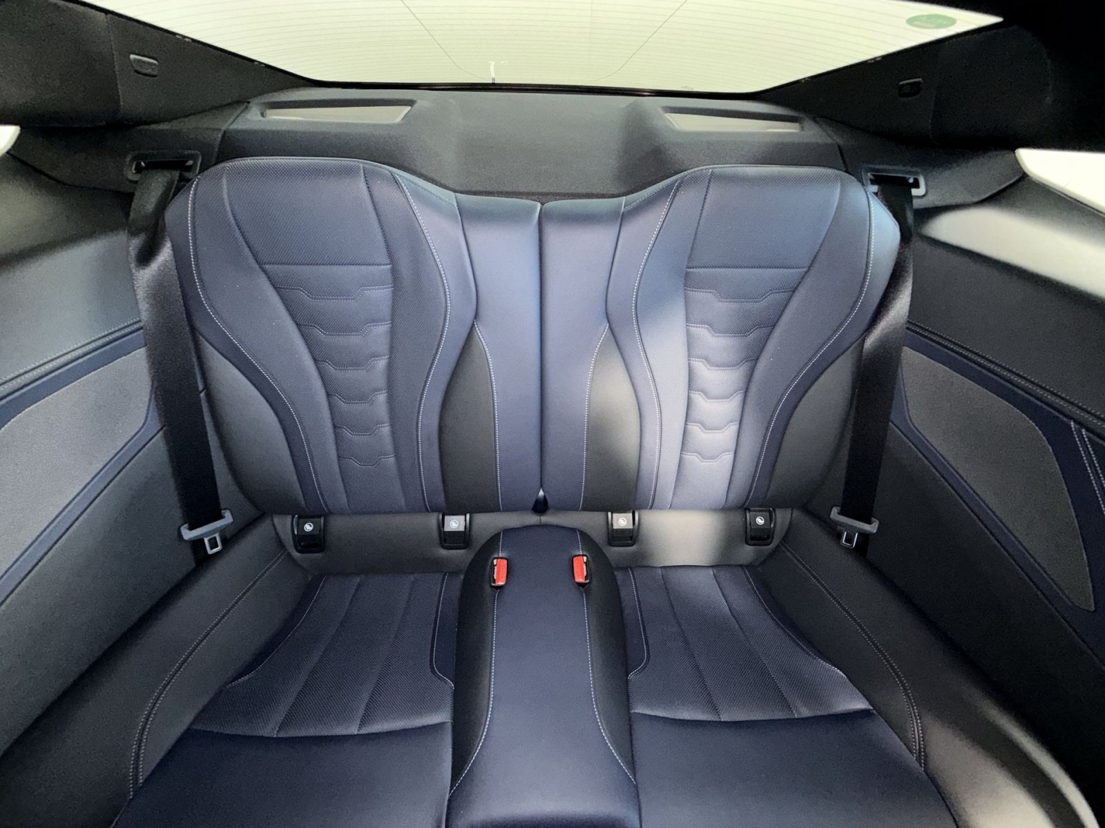 Used 2022 BMW M850i xDrive Coupe AWD/4WD image 24