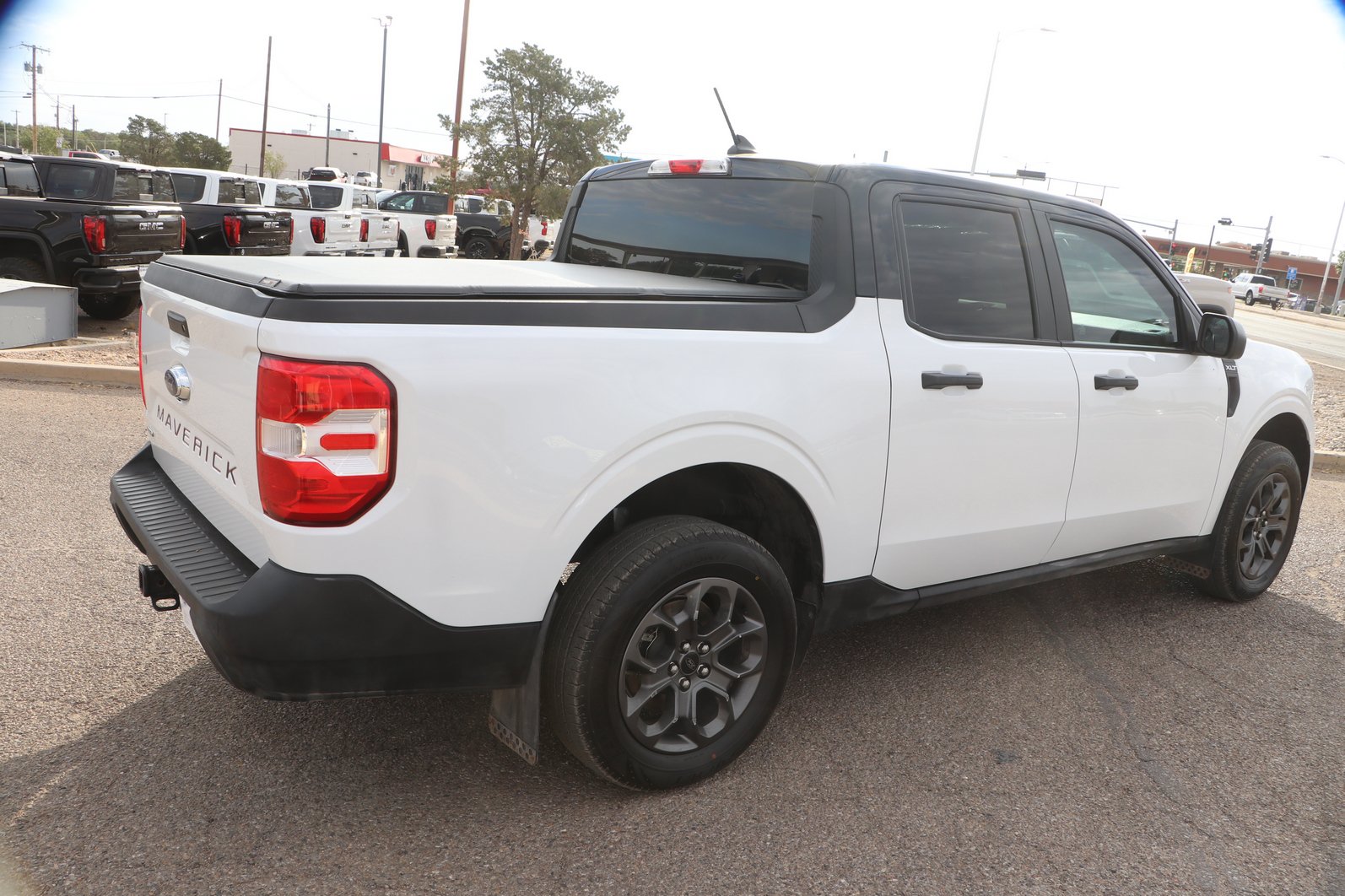 Used 2024 Ford Maverick XLT FWD image 7