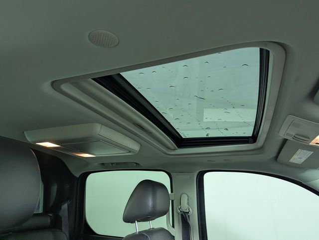 Used 2013 Cadillac Escalade EXT Premium image 16