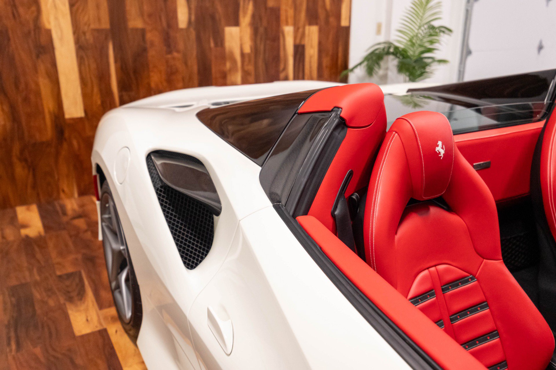 Used 2021 Ferrari F8 Tributo RWD image 74