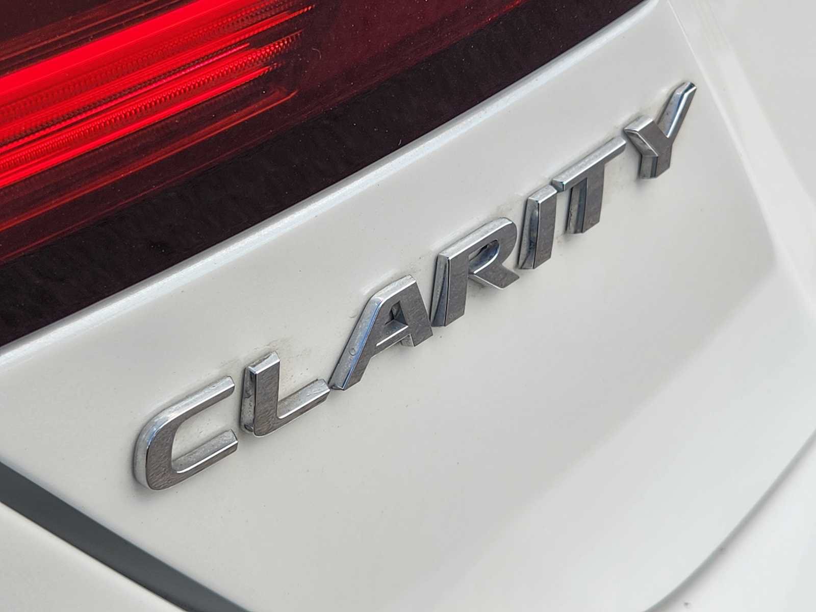 Used 2018 Honda Clarity Touring image 11