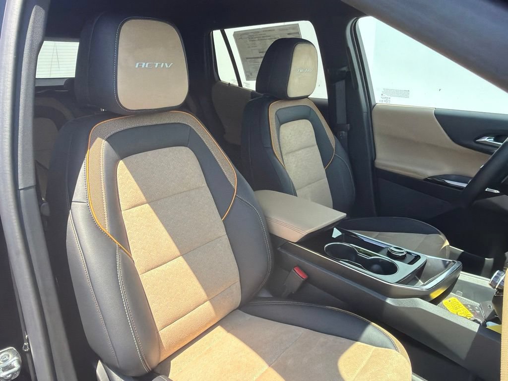 New 2027 Chevrolet Equinox ACTIV w/ LPO, Floor Liner Package FWD image 5