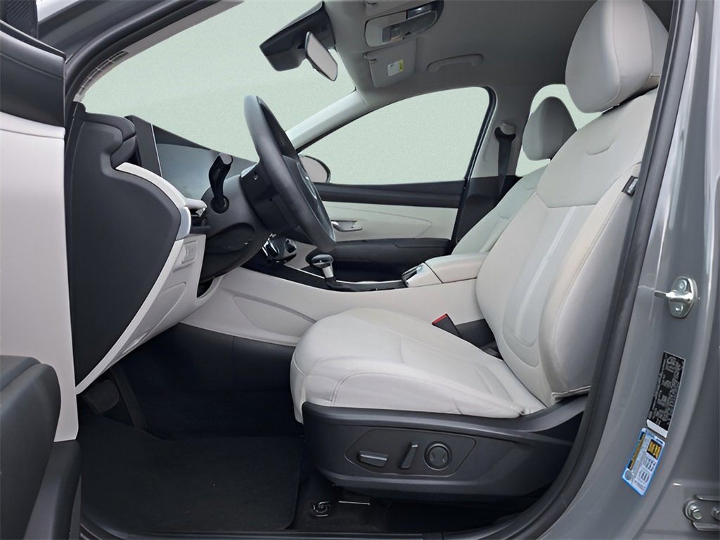 Used 2025 Hyundai Tucson SEL image 12