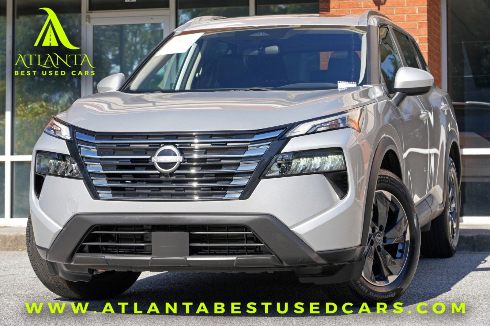 Used 2024 Nissan Rogue SV w/ SV Premium Package
