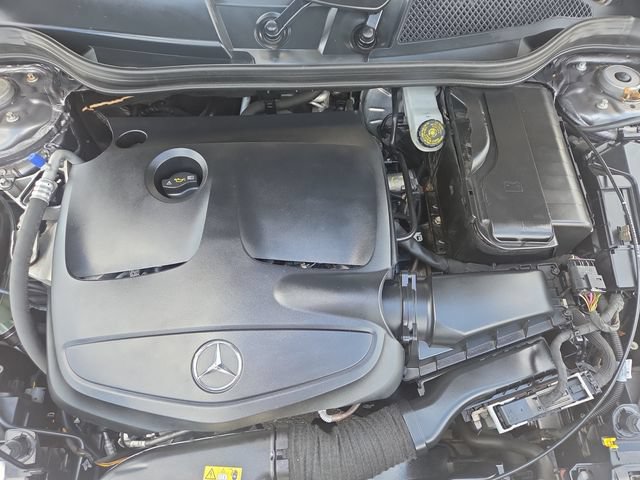 Used 2018 Mercedes-Benz CLA 250 4MATIC image 33