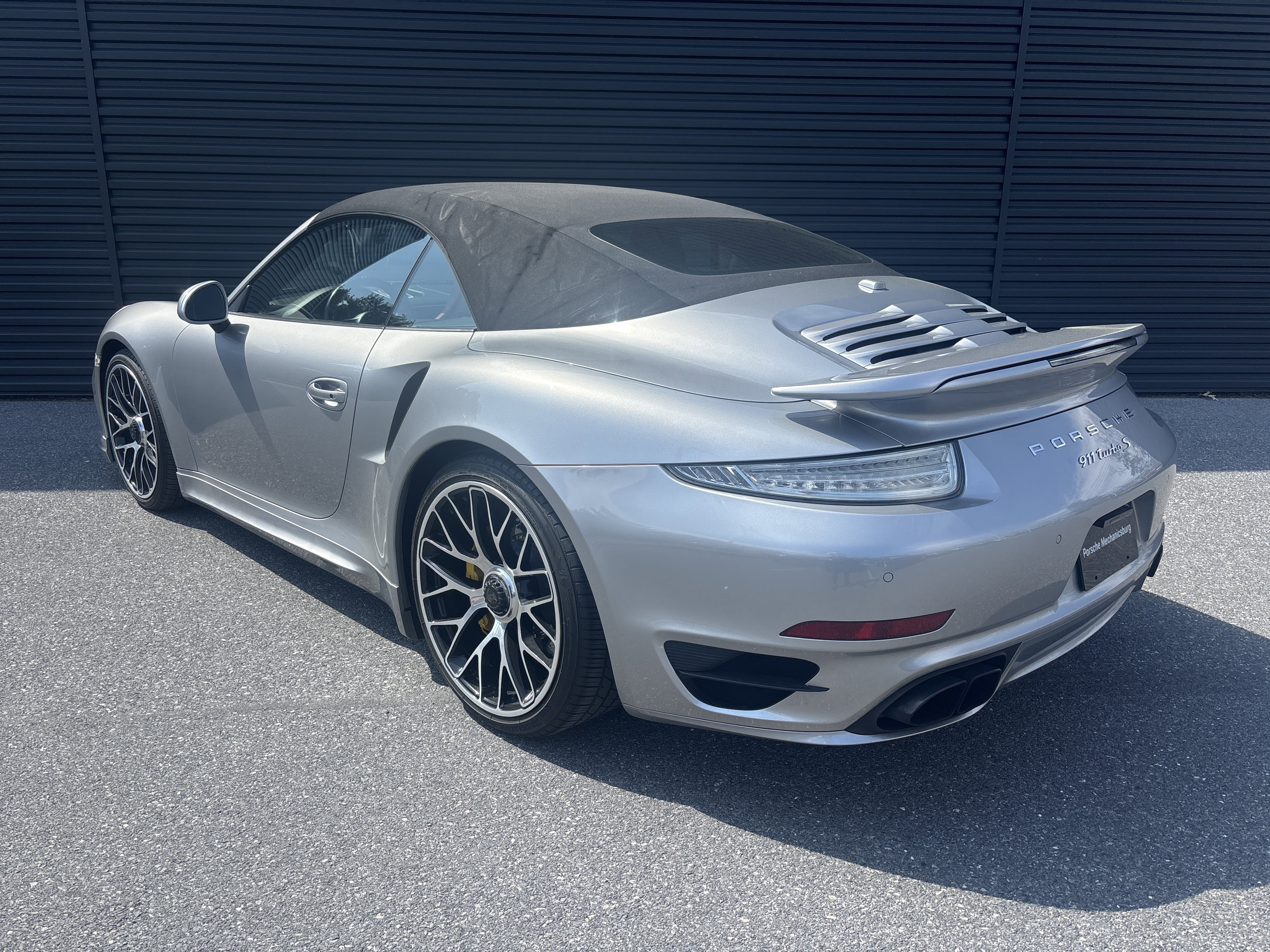 Certified 2015 Porsche 911 Turbo image 3