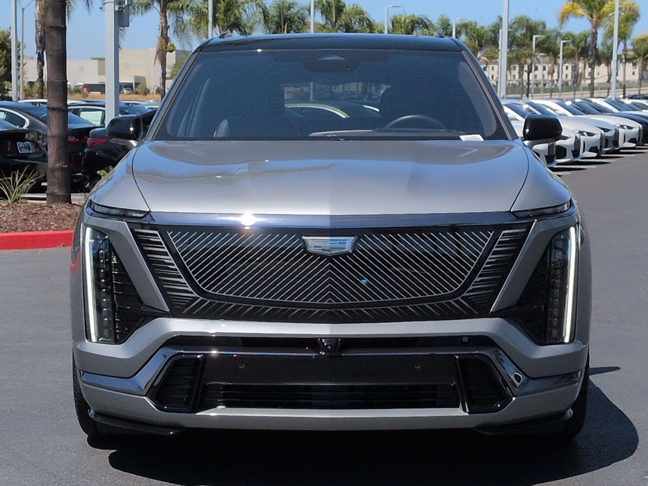 Used 2026 Cadillac Vistiq Platinum AWD/4WD image 3