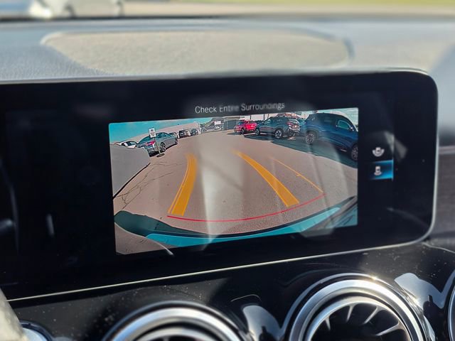 Used 2021 Mercedes-Benz GLB 250 4MATIC w/ Premium Package image 28