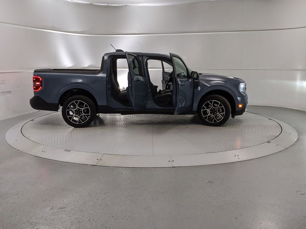New 2026 Ford Maverick Lariat w/ 4K Tow Package image 8