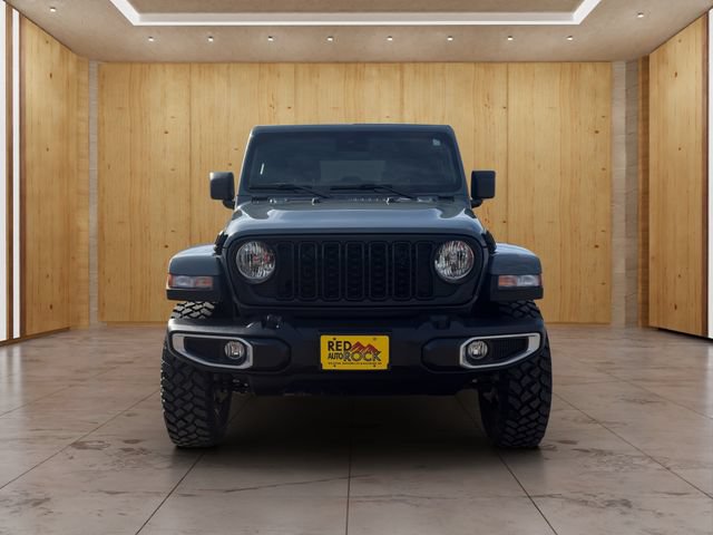 Used 2025 Jeep Gladiator Sport AWD/4WD image 2