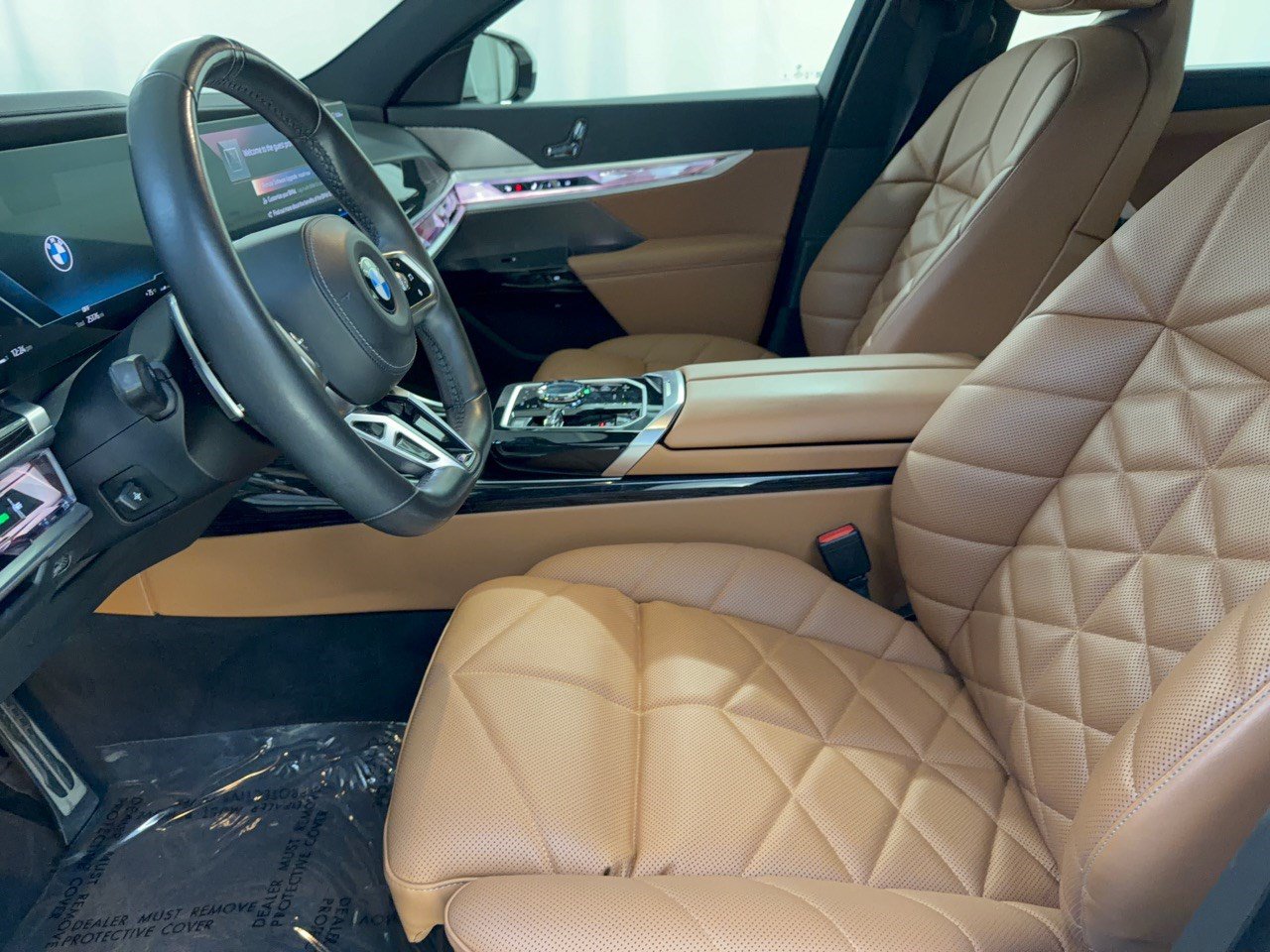Used 2024 BMW 740i w/ Premium Package 2 RWD image 5