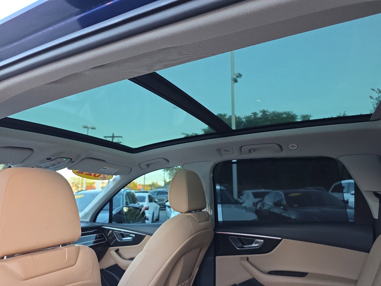 Used 2022 Audi Q7 2.0T Premium Plus w/ Premium Plus Package image 32