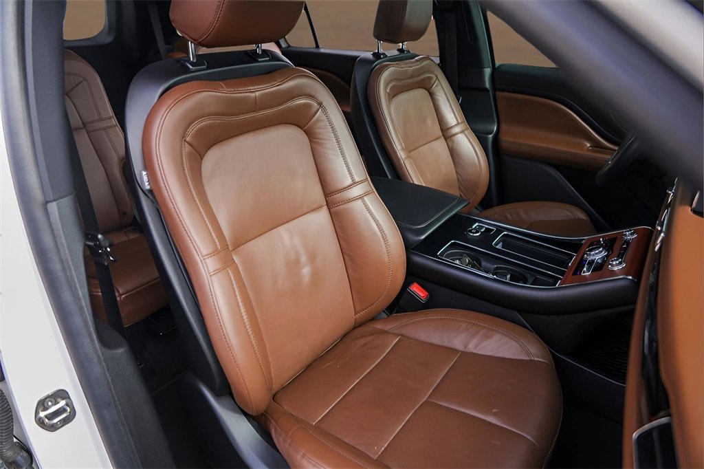 Used 2022 Lincoln Aviator Reserve w/ Equipment Group 201A image 30