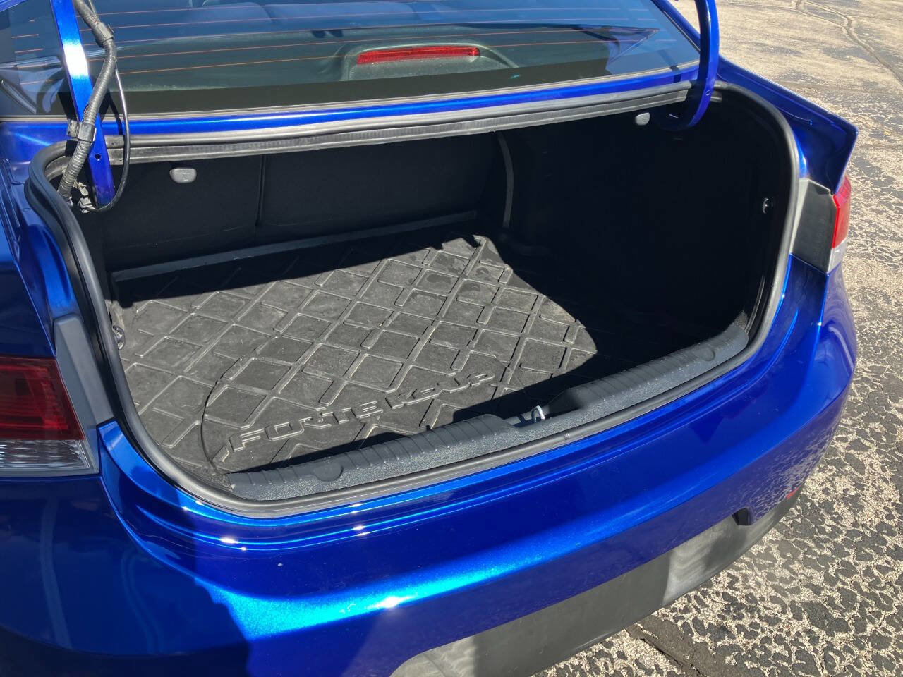 Used 2012 Kia Forte Koup SX image 20