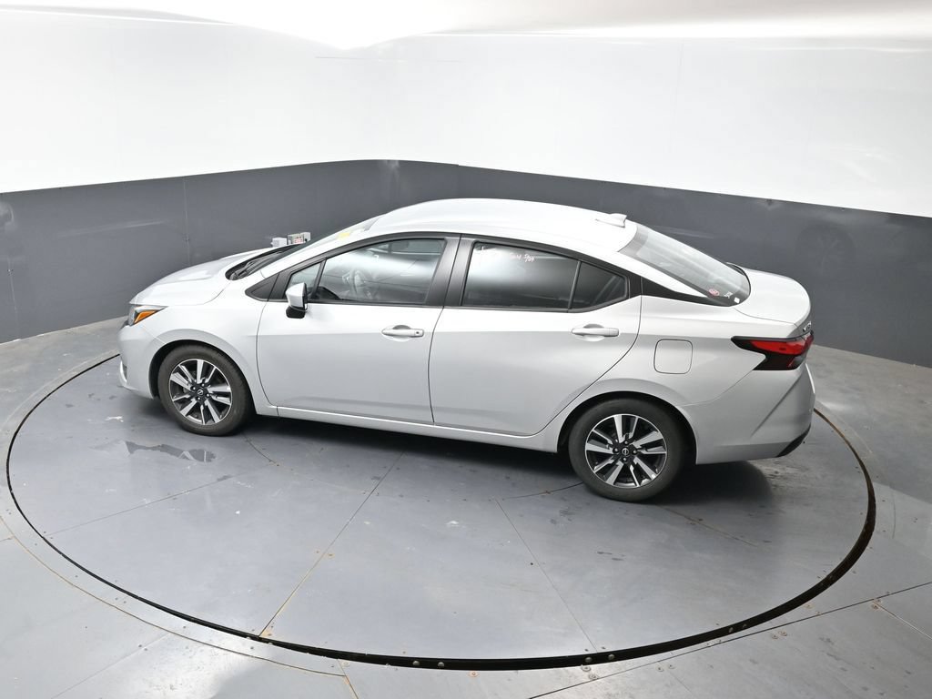 Used 2025 Nissan Versa SV FWD image 18
