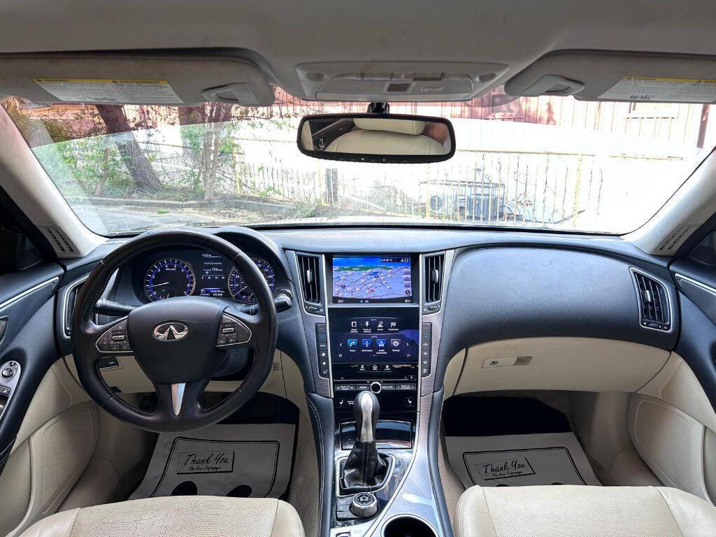 Used 2015 INFINITI Q50 Premium w/ Navigation Package RWD image 13