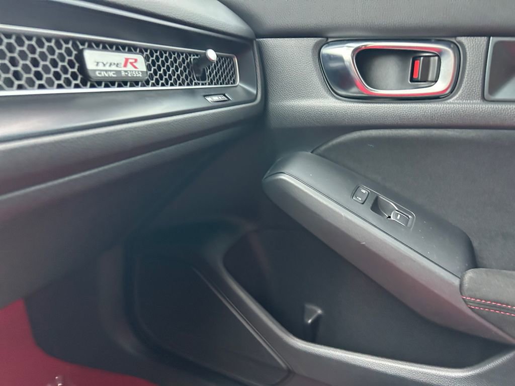 Certified 2024 Honda Civic Type R image 21