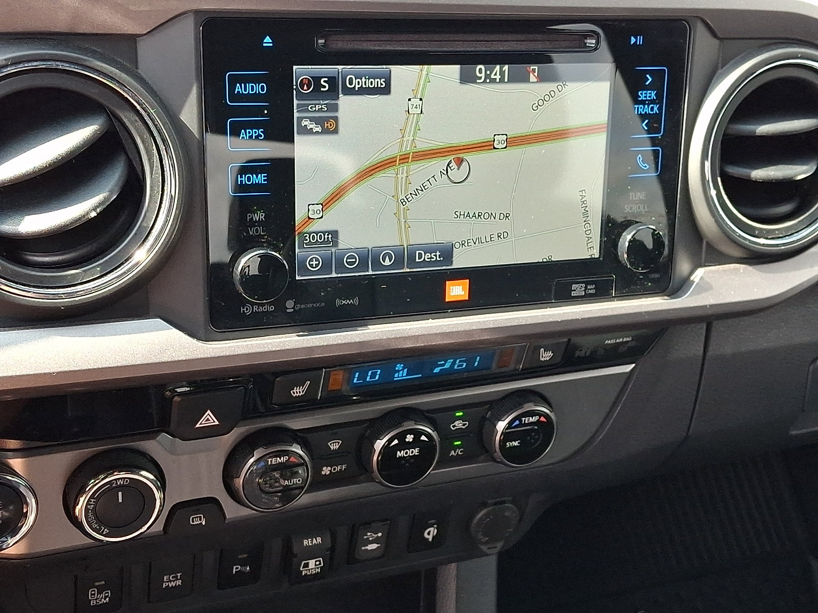 Used 2018 Toyota Tacoma Limited AWD/4WD image 16