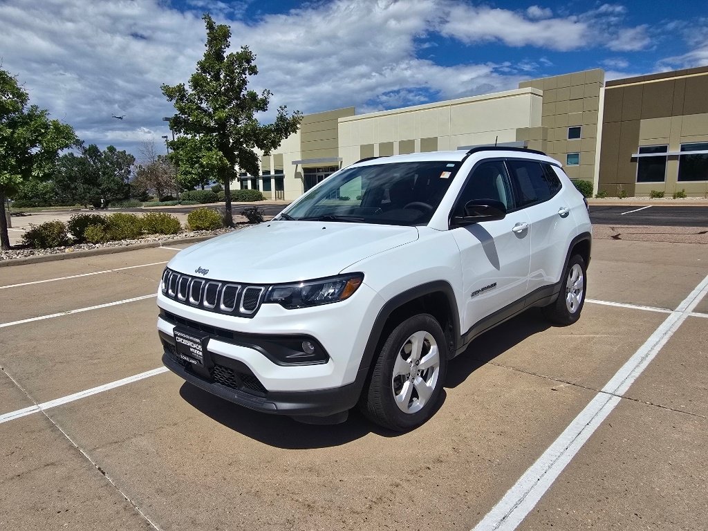 Used 2022 Jeep Compass Latitude AWD/4WD image 1