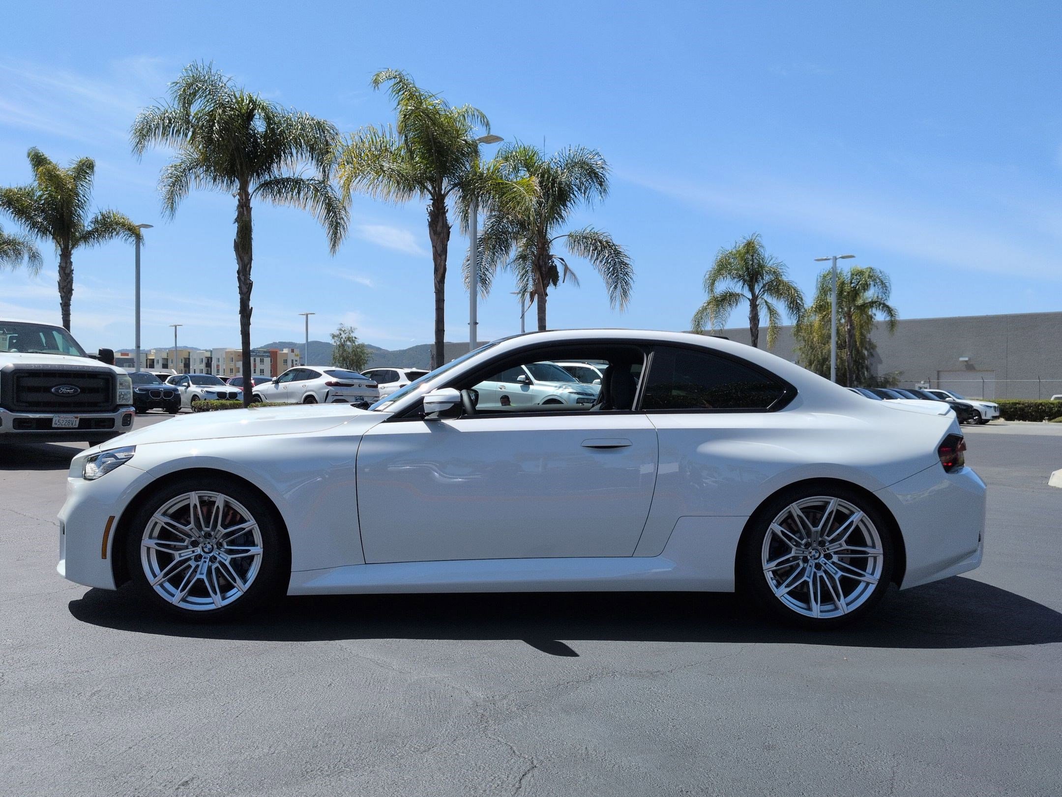 Used 2026 BMW M2 w/ Lighting Package RWD image 7