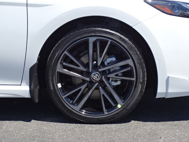 New 2026 Toyota Camry XSE AWD/4WD image 4
