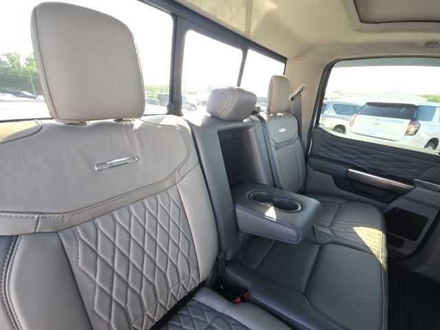Used 2026 Ford F250 Platinum w/ Platinum Plus Package AWD/4WD image 17