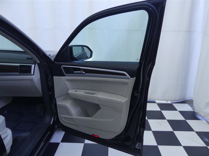 Used 2022 Volkswagen Atlas SE AWD/4WD image 24
