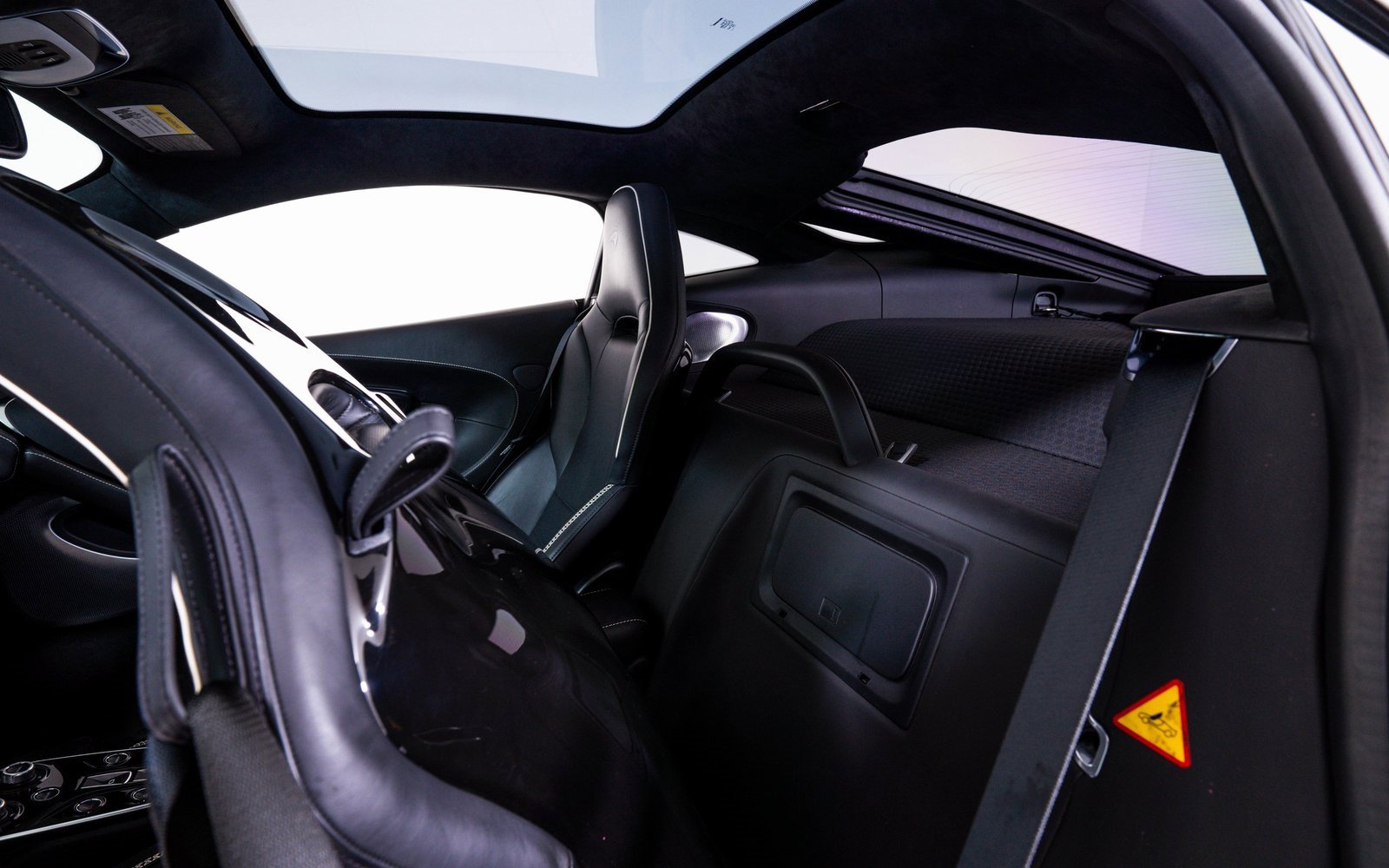 Used 2023 McLaren GT image 20