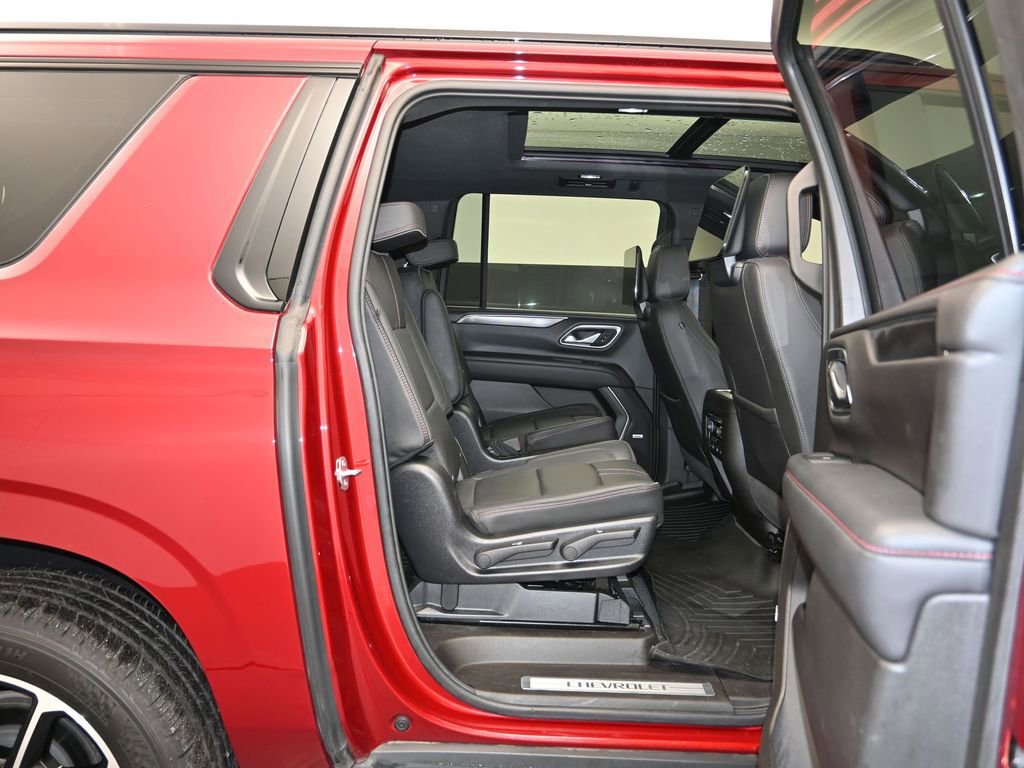 Certified 2021 Chevrolet Suburban RST w/ Luxury Package image 29