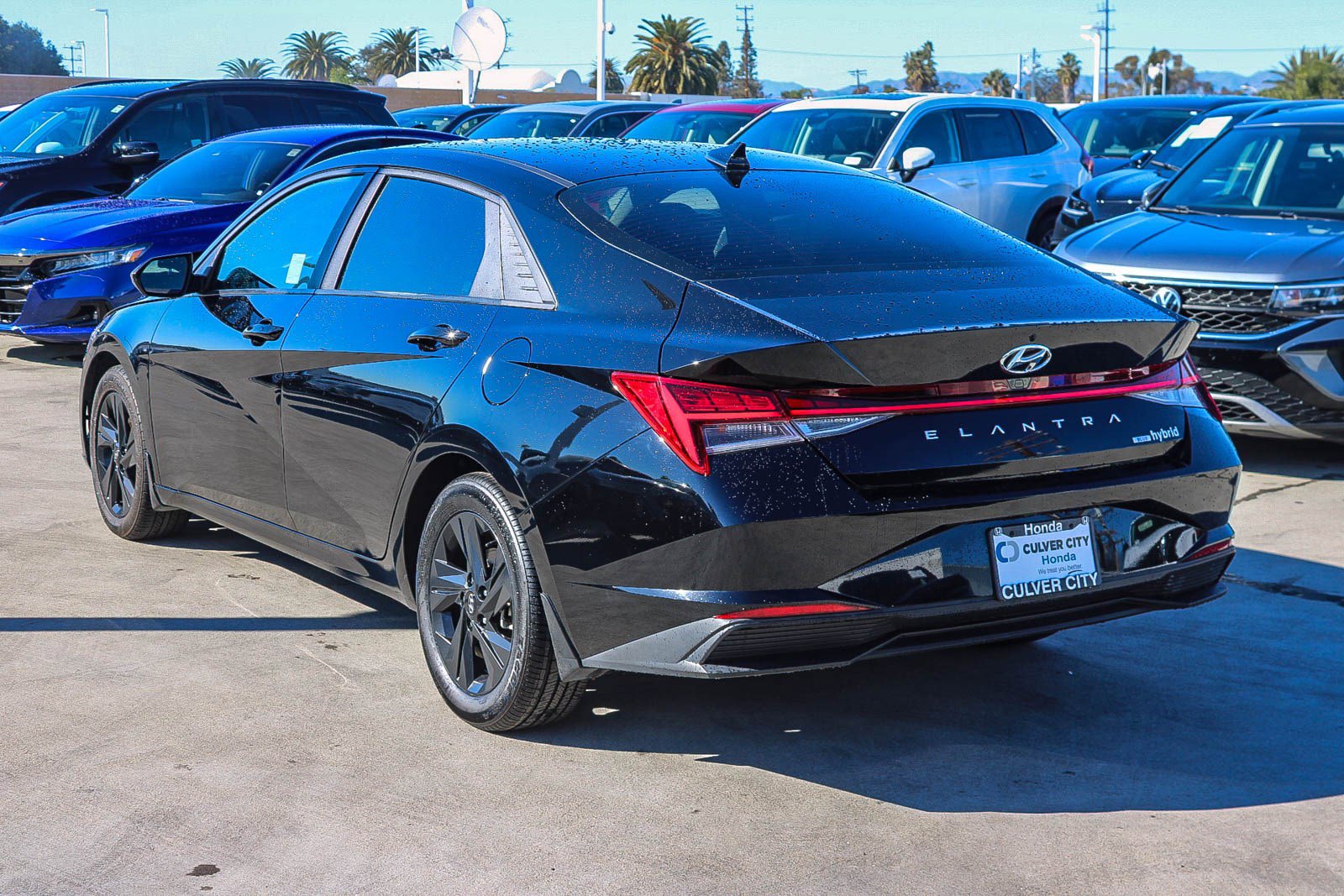 Used 2023 Hyundai Elantra Blue image 7