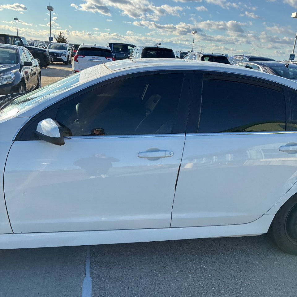 Used 2009 Pontiac G8 w/ Comfort And Sound Package image 10