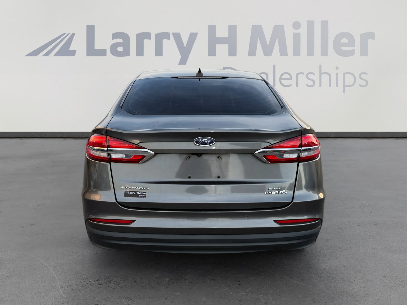 Used 2019 Ford Fusion SEL FWD image 4