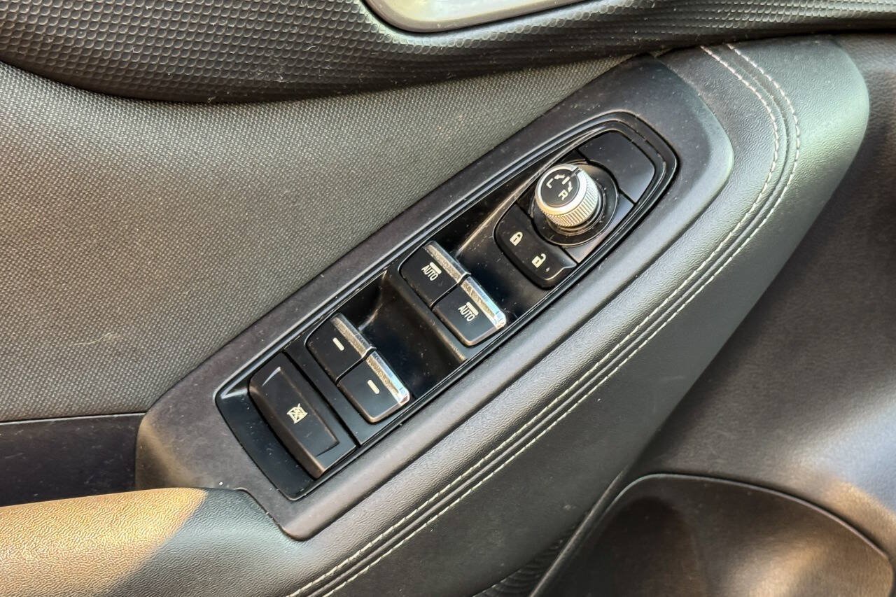Used 2019 Subaru Forester Premium AWD/4WD image 21