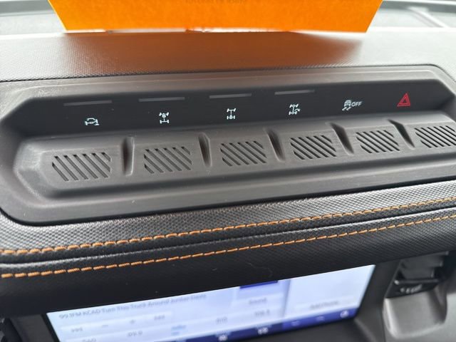 Used 2024 Ford Bronco Badlands image 18