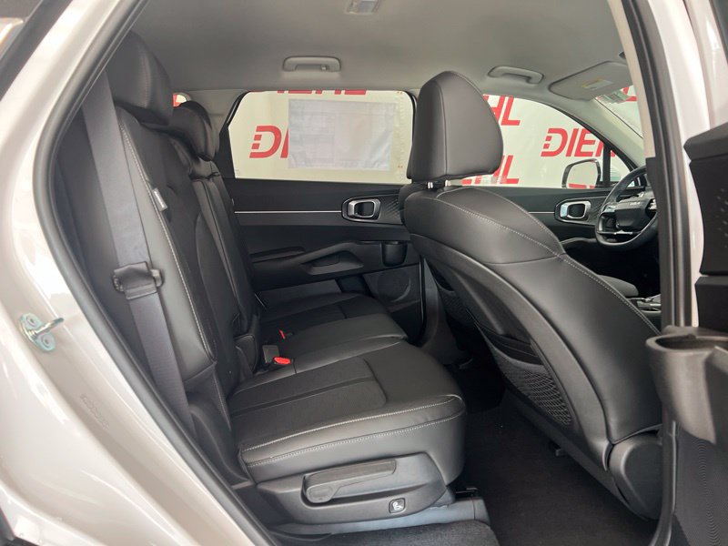 New 2026 Kia Sorento S AWD/4WD image 10