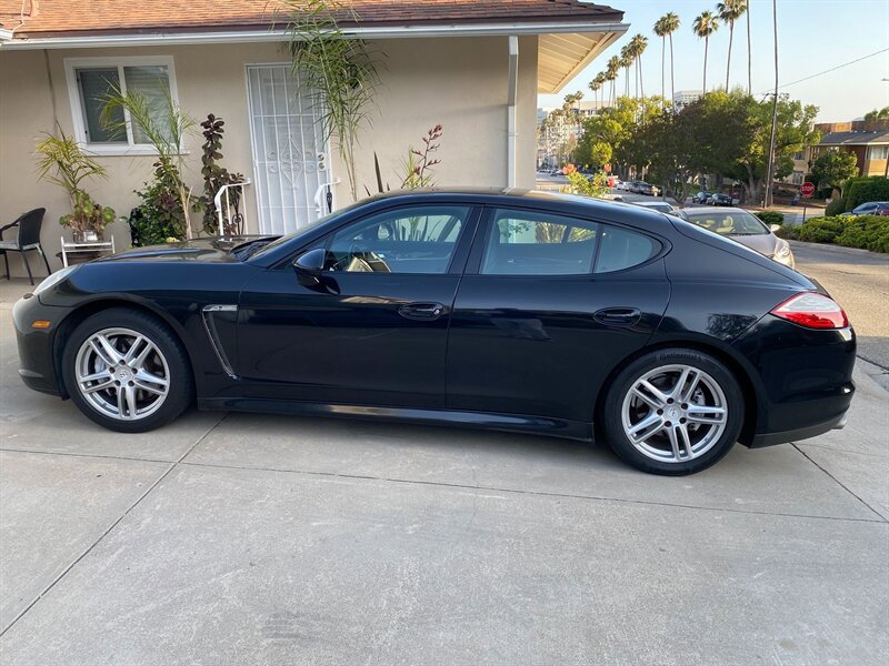 Used 2011 Porsche Panamera 4 AWD/4WD image 1
