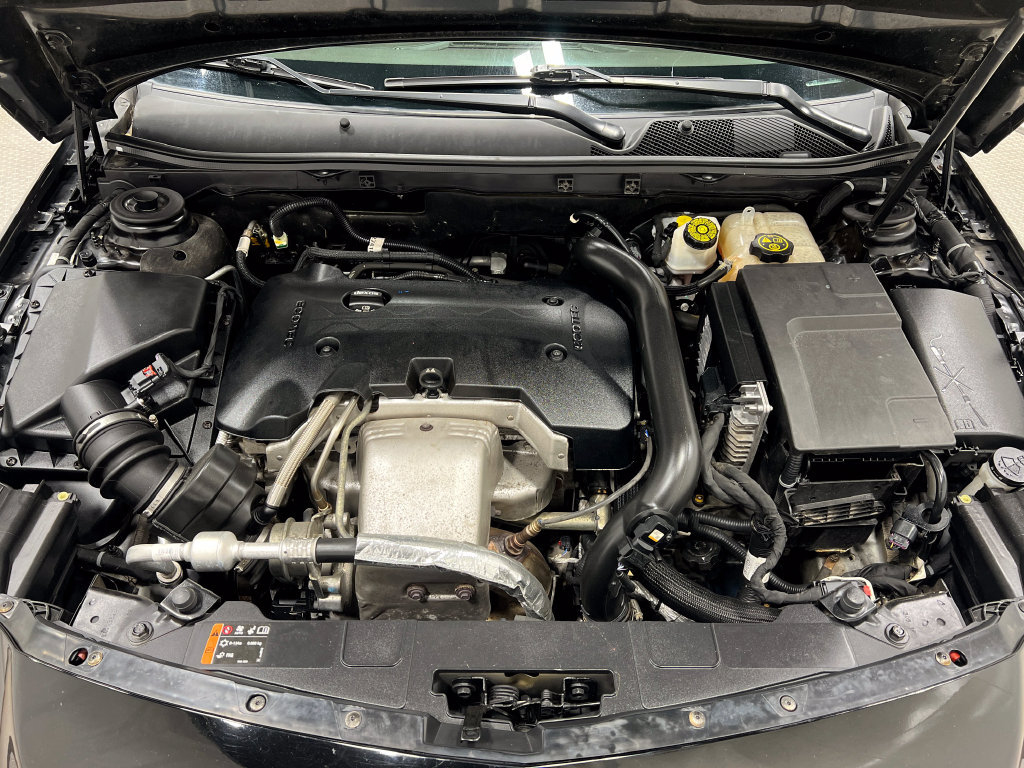 Used 2017 Buick Regal Sport Touring FWD image 27