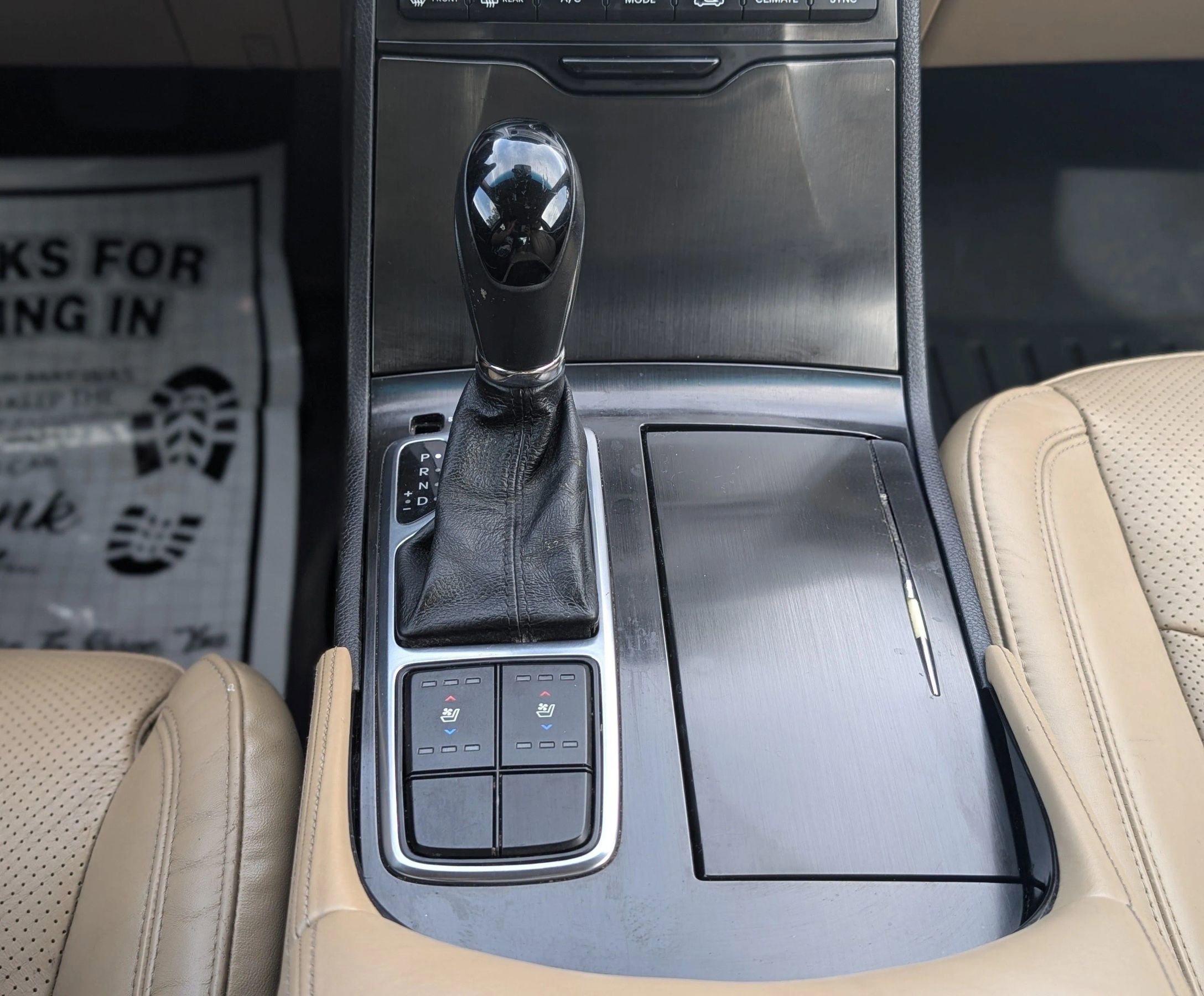 Used 2016 Hyundai Azera FWD image 26
