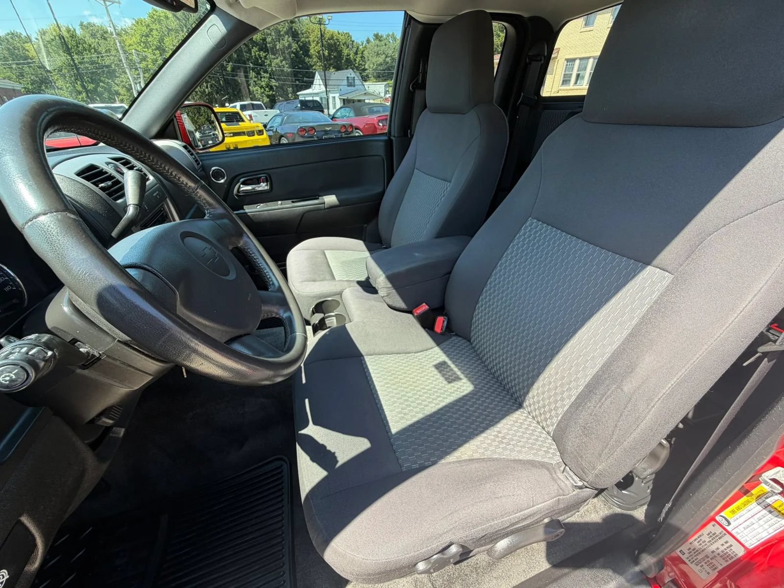 Used 2012 Chevrolet Colorado LT w/ Bodyguard Package RWD image 6