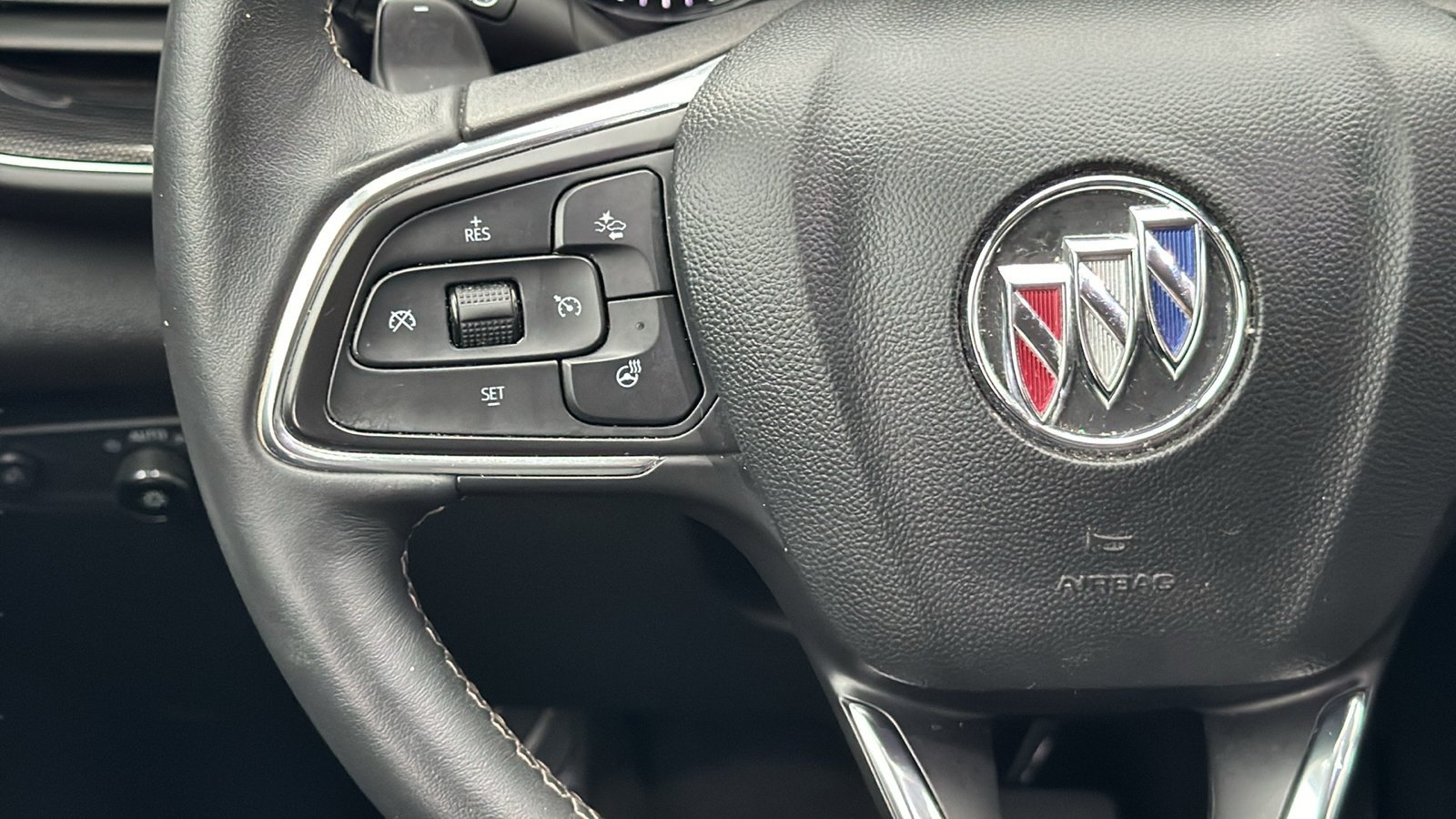 Used 2023 Buick Envision Essence FWD image 30